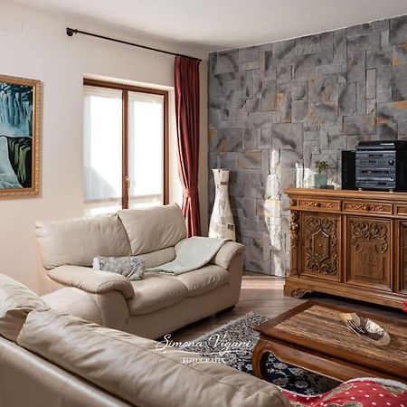 Feel At Home - Villa Uliveta Sovere ภายนอก รูปภาพ